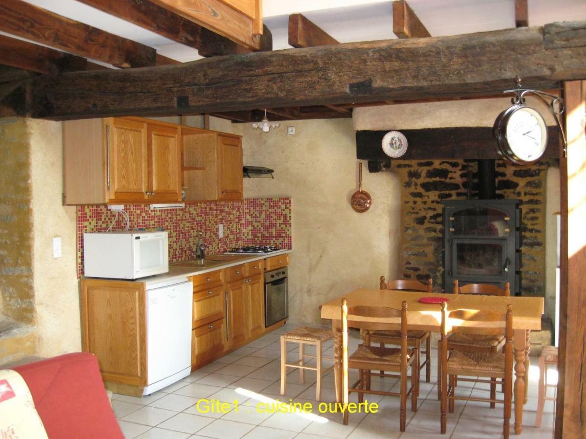 Gites Du Roheran Malansac Exterior foto